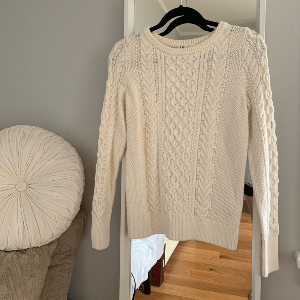 Knit sweater never worn